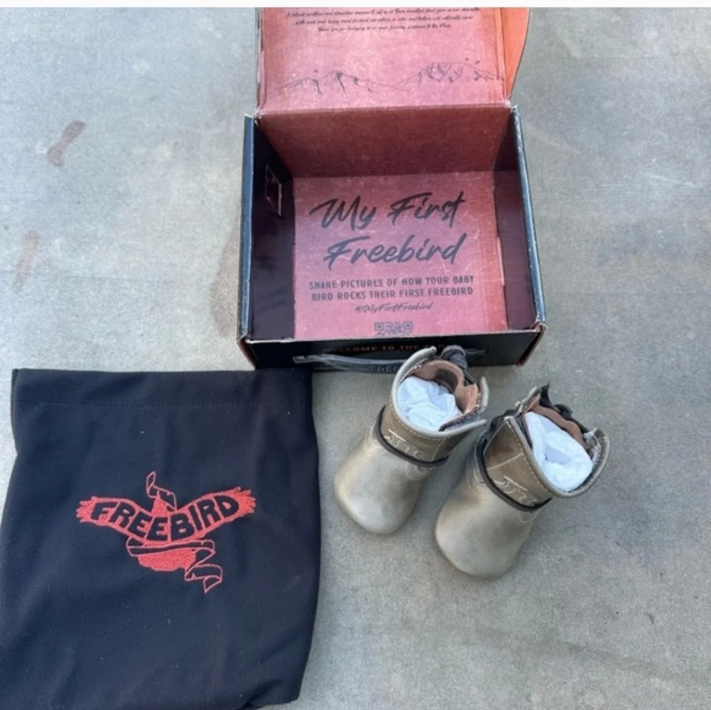 Freebird Baby Coal Stone Boots Leather Handcrafted Designer #83